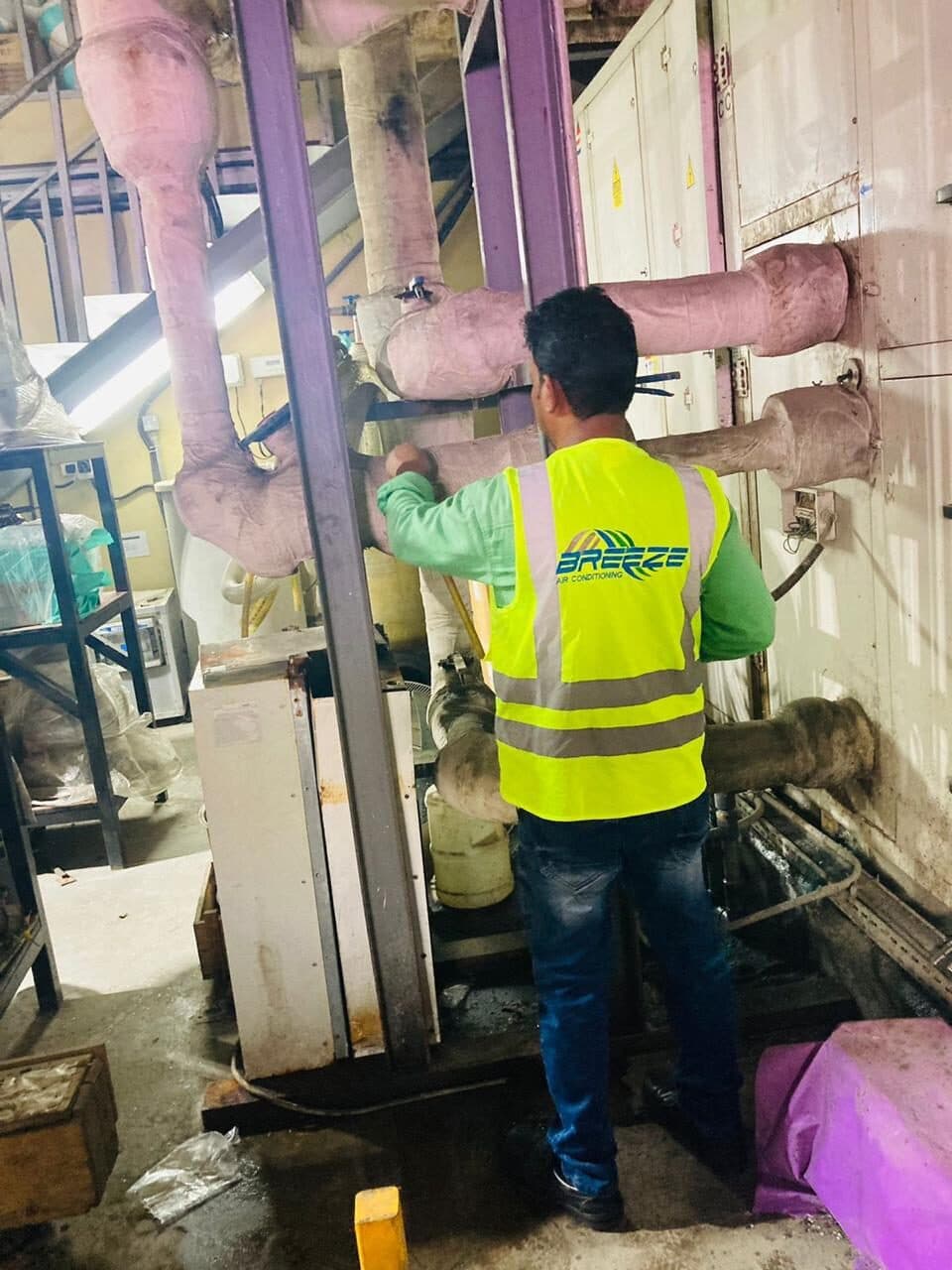 Chiller pipework insulation by Breeze technician